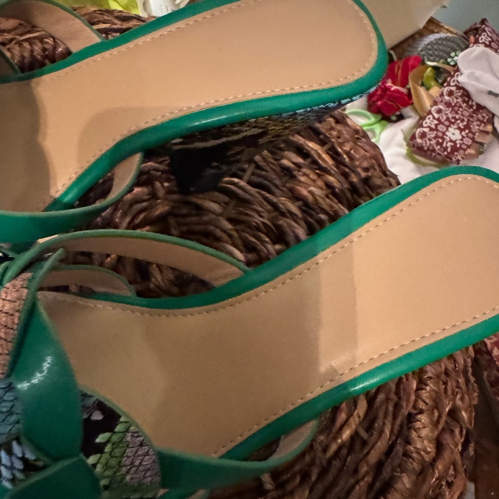 Green Multicolor Women's Shoes/heels - Picture 5 of 7